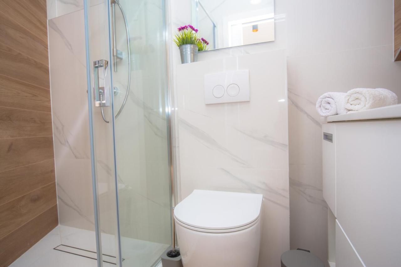 Apartments Zorka Primošten Екстериор снимка
